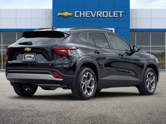 2026 Chevrolet Trax LT photo 3