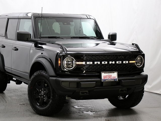 2025 Ford Bronco Big Bend photo 2