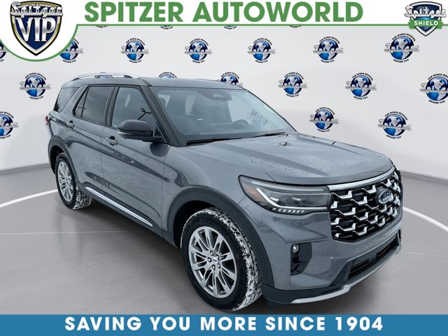 2025 Ford Explorer Platinum's photo