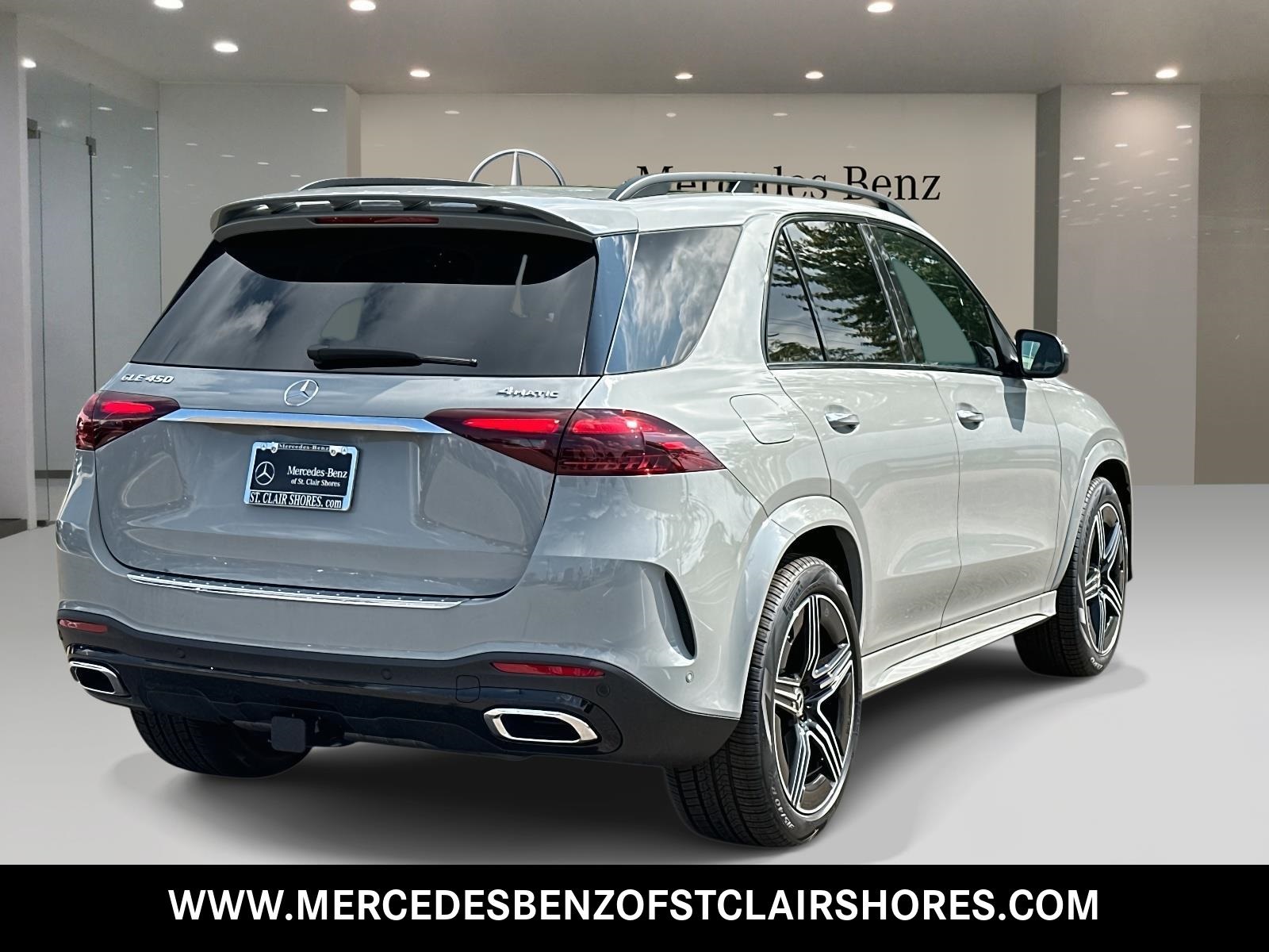 2025 Mercedes Benz GLE 450 4MATIC photo 4