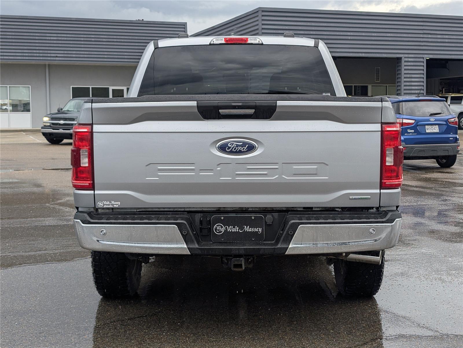 2023 Ford F-150 XLT photo 4