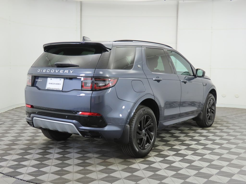 2025 Land Rover Discovery Sport S photo 4