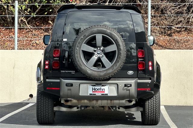 2022 Land Rover Defender 110 X-Dynamic SE photo 4