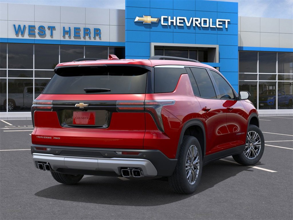 2025 Chevrolet Traverse photo 3