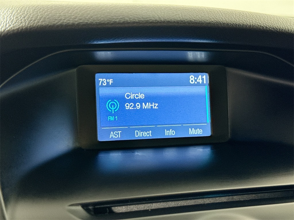 2014 Ford Focus SE photo 24