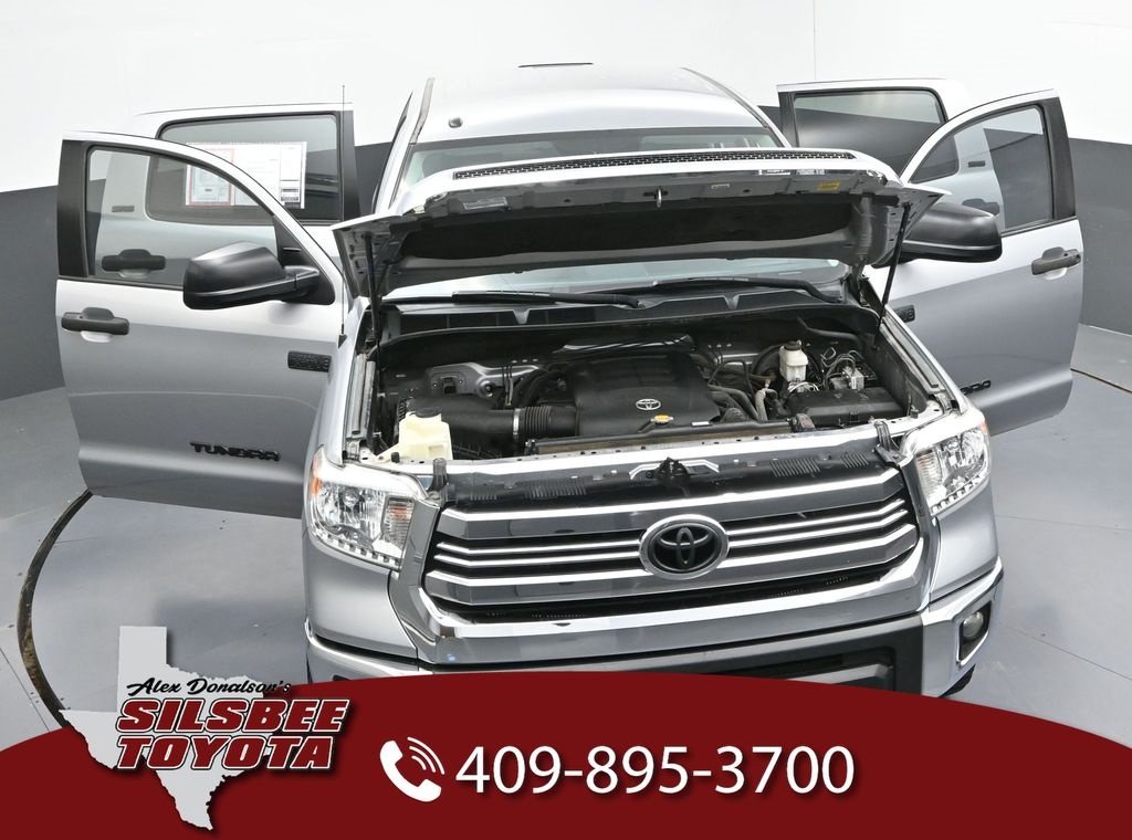 2017 Toyota Tundra SR5 photo 26