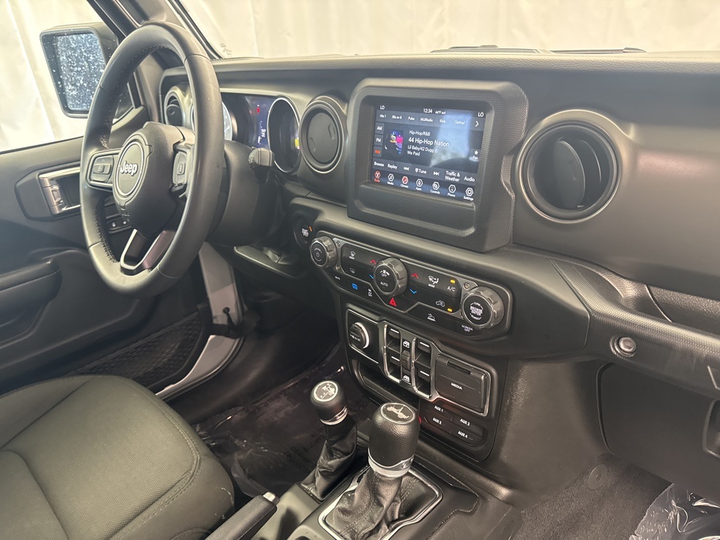 2023 Jeep Wrangler Willys 4xe photo 27