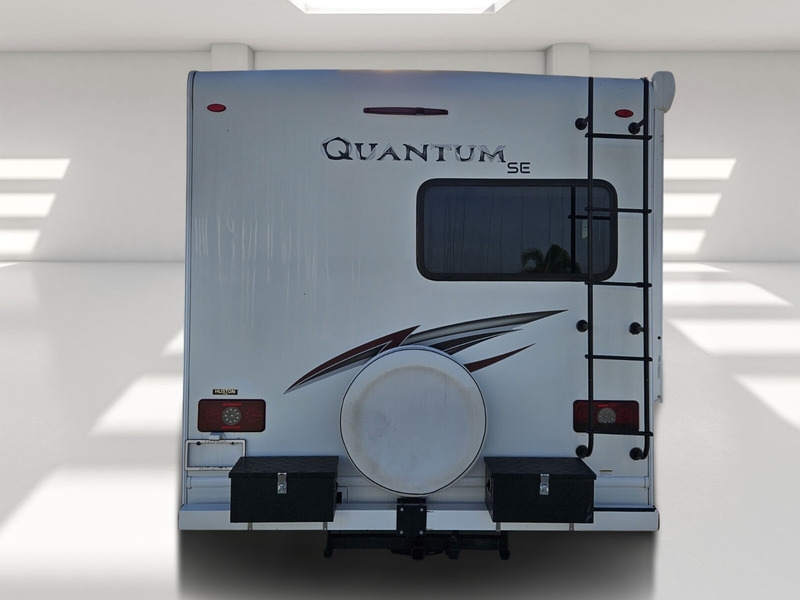 2021 Ford E-350 photo 4