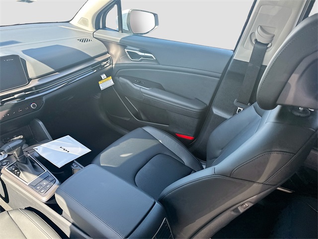2026 Kia Sportage EX photo 21