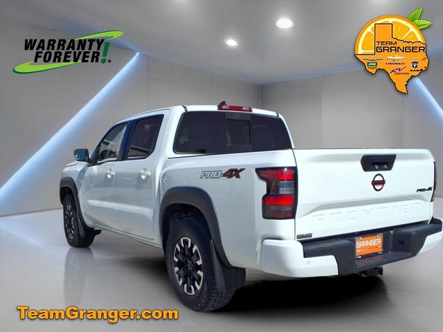 2024 Nissan Frontier PRO-4X Crew Cab photo 3