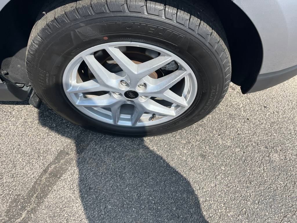 2024 Ford Edge SEL photo 29