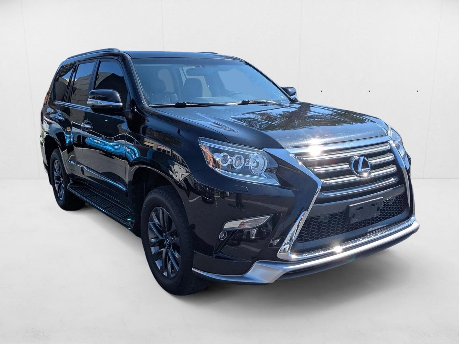 2019 Lexus GX 460 photo 3