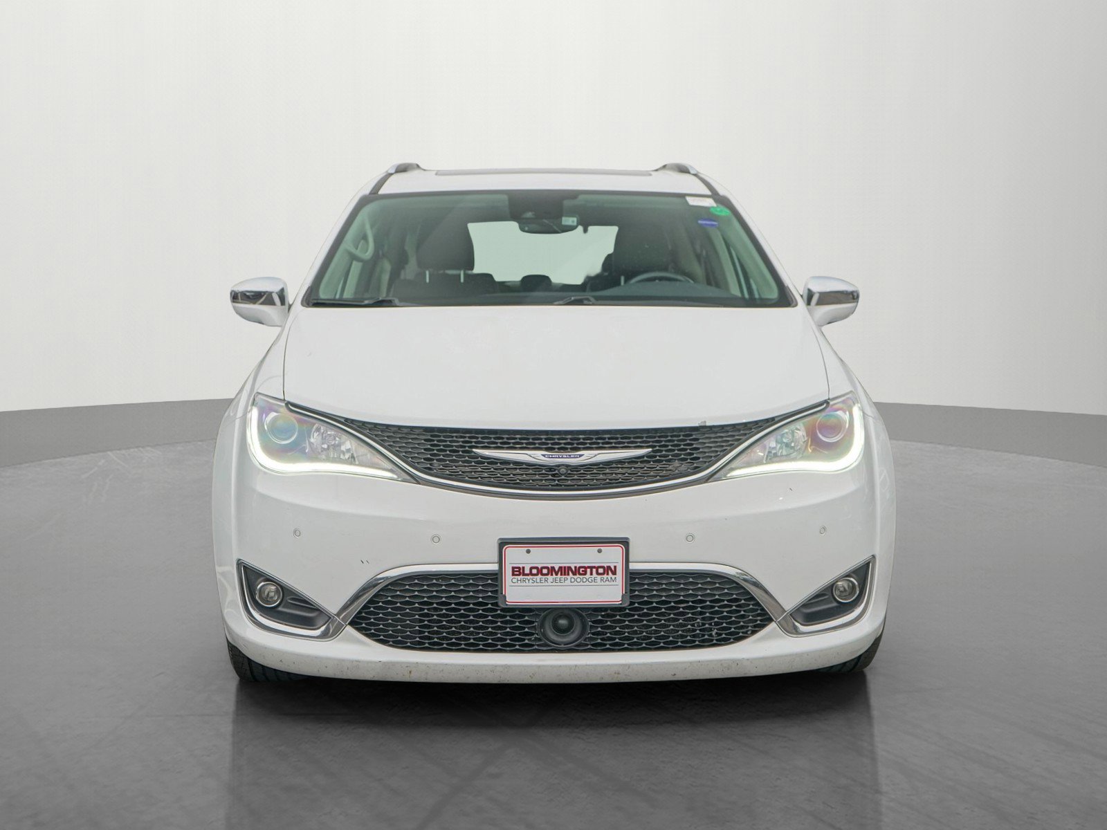 Used 2020 Chrysler Pacifica Limited with VIN 2C4RC1GG4LR165065 for sale in Minneapolis, Minnesota