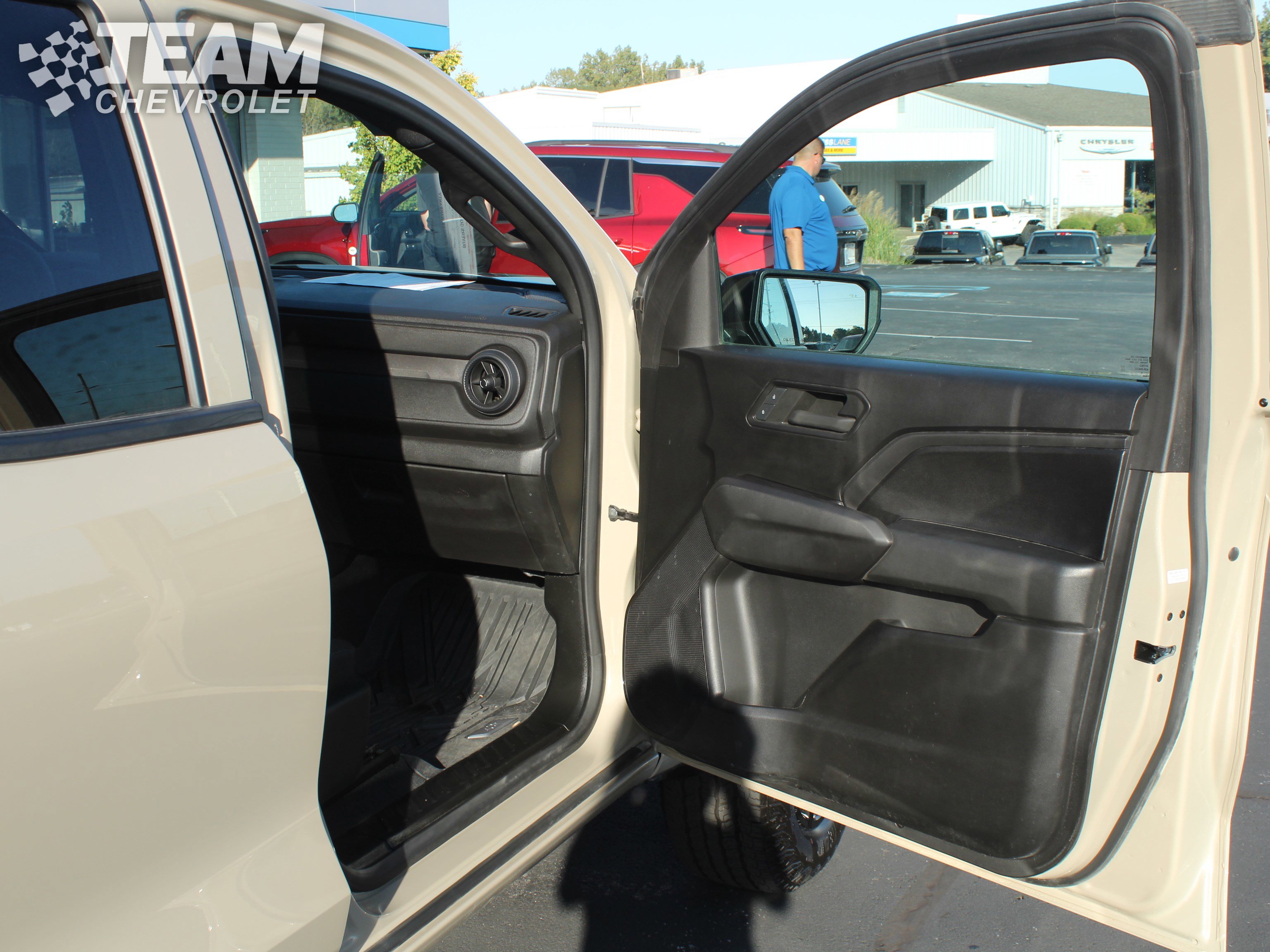 2024 Chevrolet Colorado Trail Boss photo 21