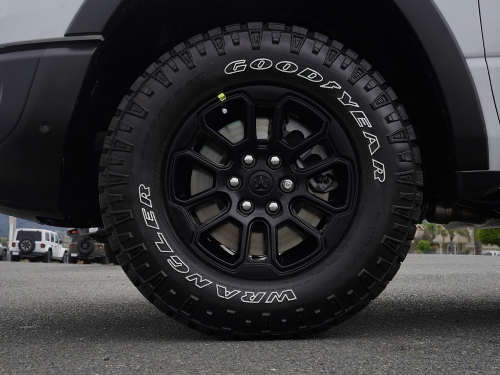 New 2026 Bright White Clear-Coat Exterior Paint RAM Rebel image 8