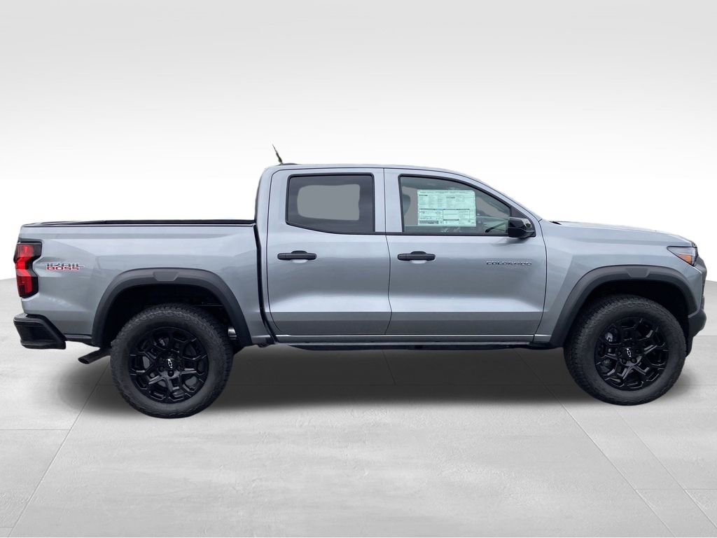 2026 Chevrolet Colorado Trail Boss photo 3