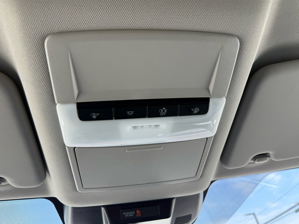 2023 Nissan Rogue S photo 25