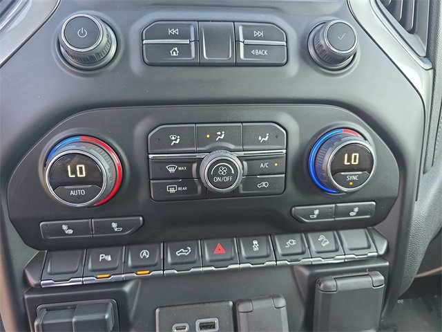 2019 Chevrolet Silverado 1500 RST photo 19