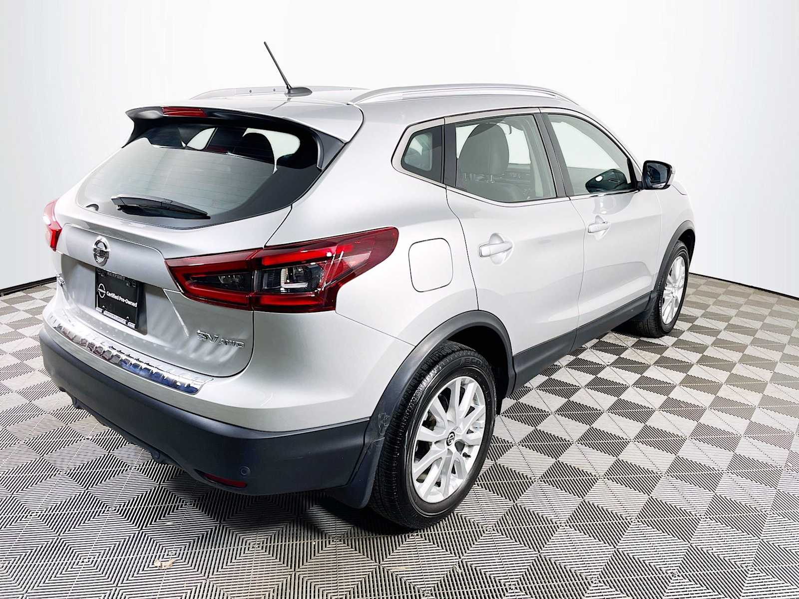 2022 Nissan Rogue Sport SV photo 4