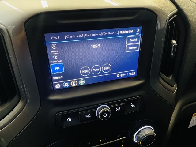 2023 Chevrolet Silverado 1500 Custom photo 11