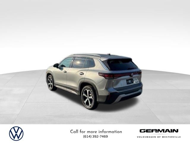 2025 Volkswagen Tiguan SE photo 3