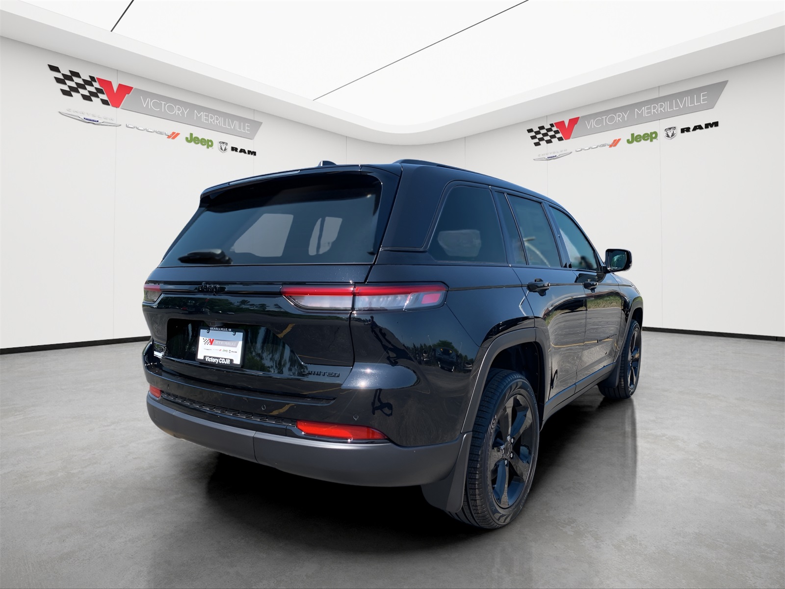 2025 Jeep Grand Cherokee Limited photo 4