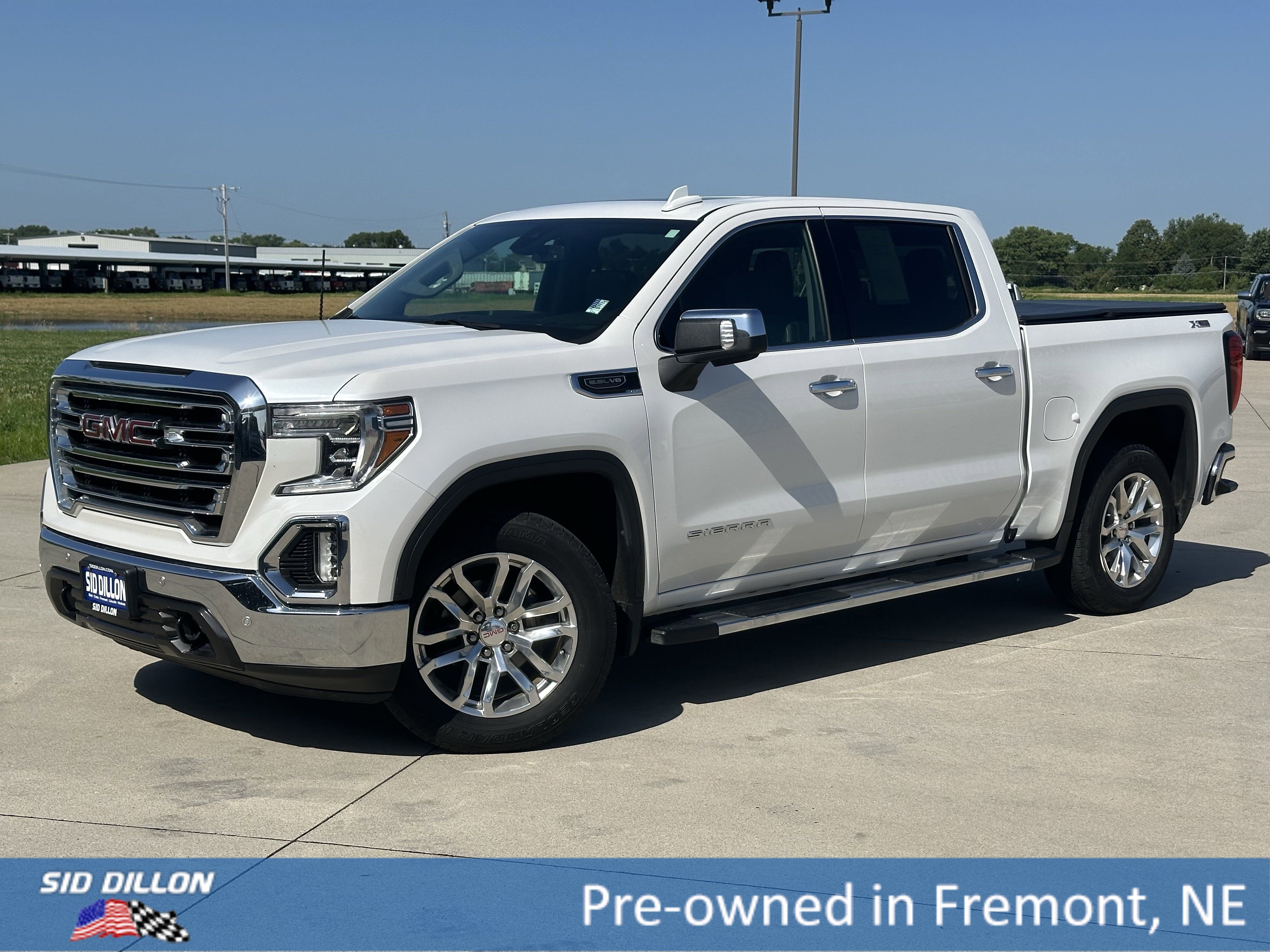 2019 GMC Sierra 1500 SLT's photo