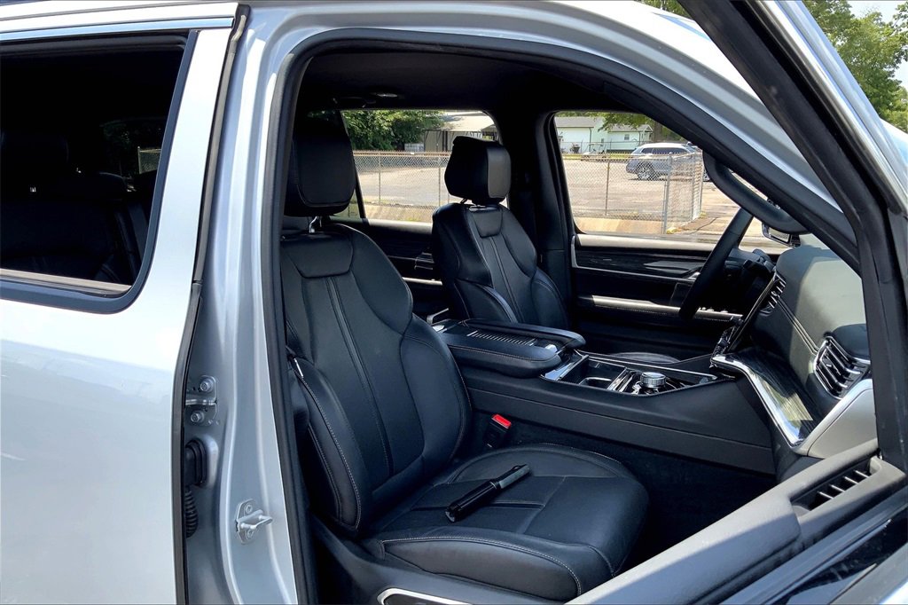 2022 Jeep Wagoneer Series II photo 6