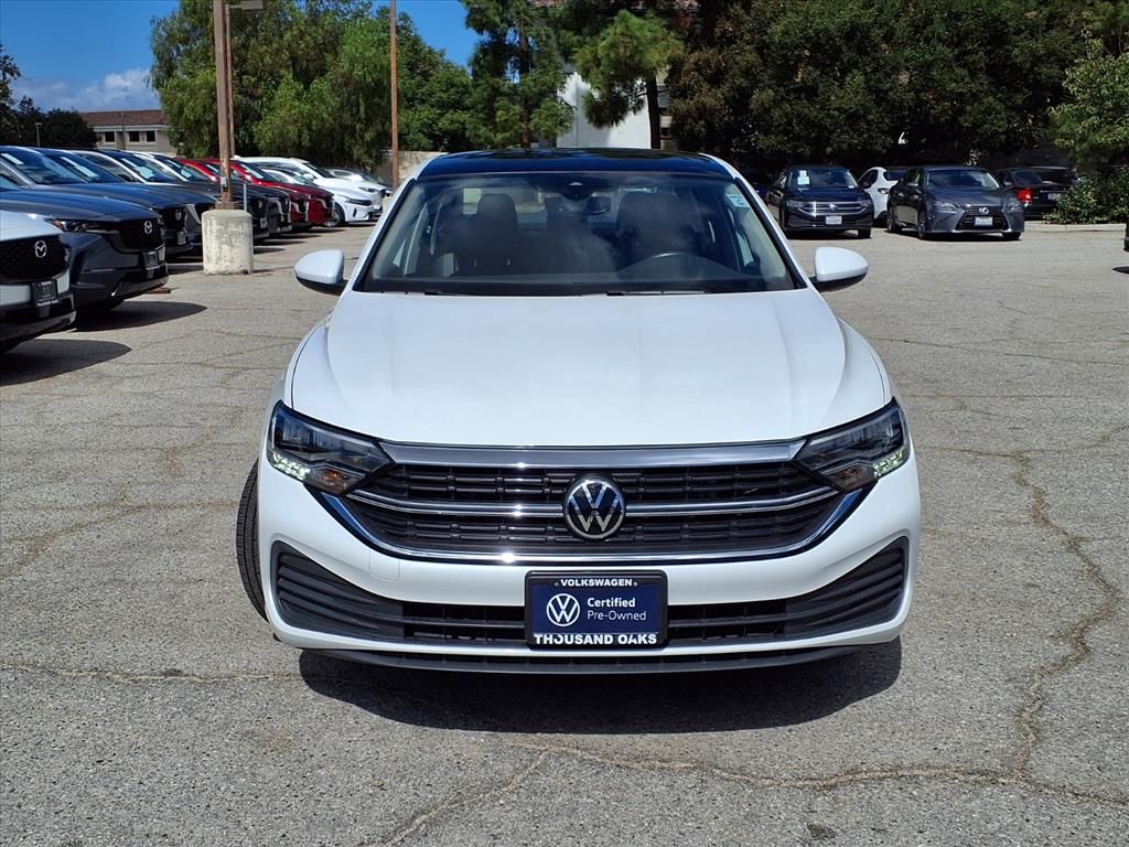 2022 Volkswagen Jetta 1.5T SE photo 2