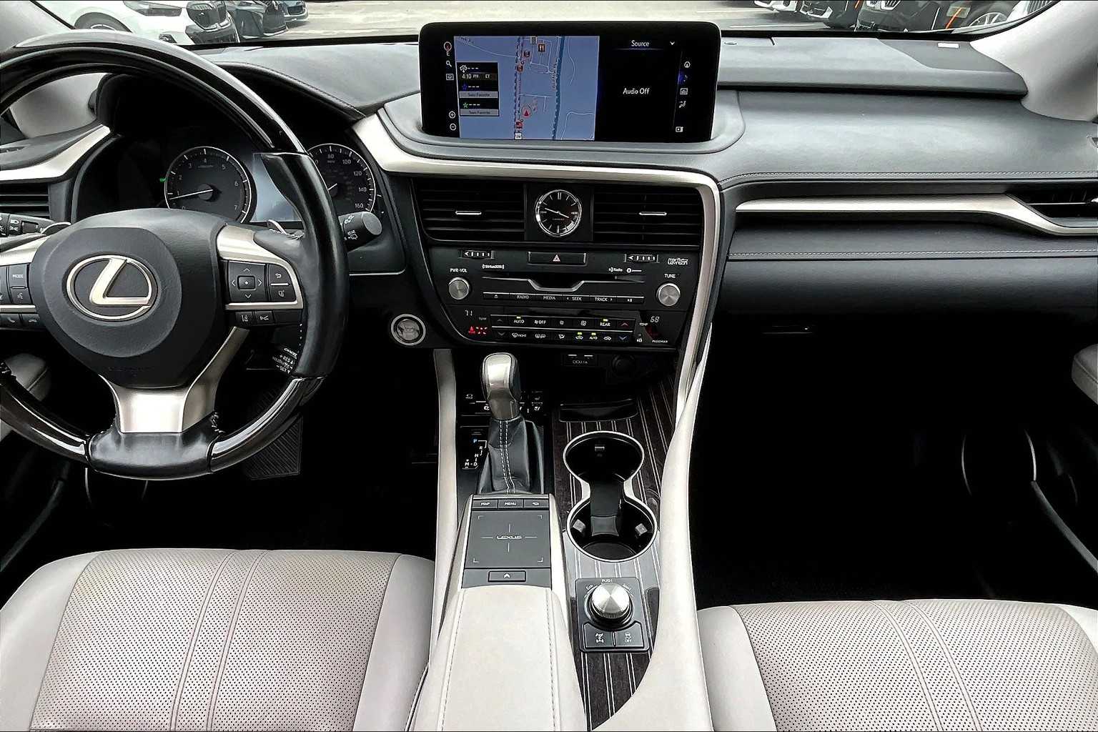 2021 Lexus RX Luxury AWD photo 14