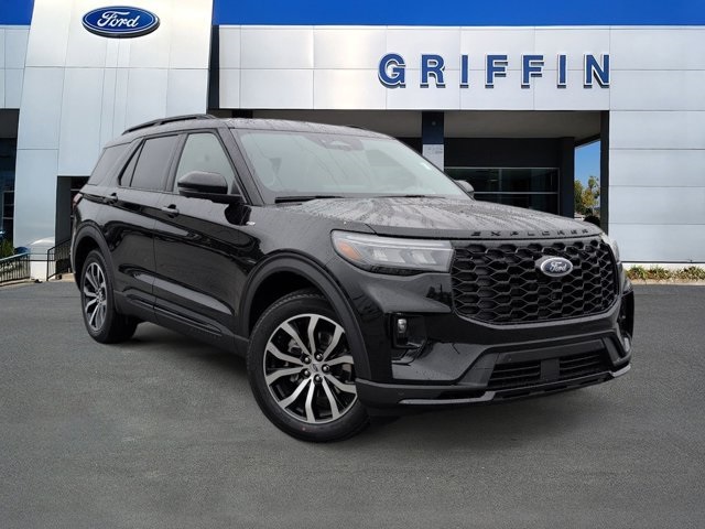 2026 Ford Explorer ST-LINE's photo