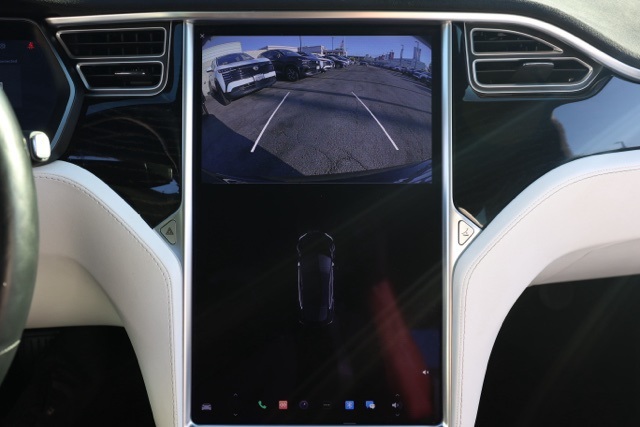 2017 Tesla Model S 75D photo 25