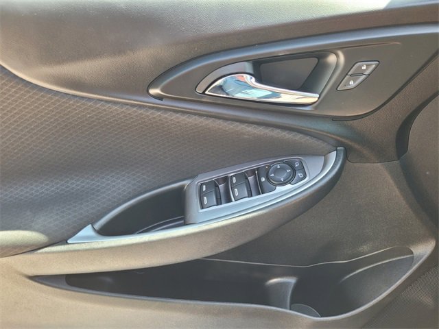 2020 Chevrolet Malibu LS photo 17