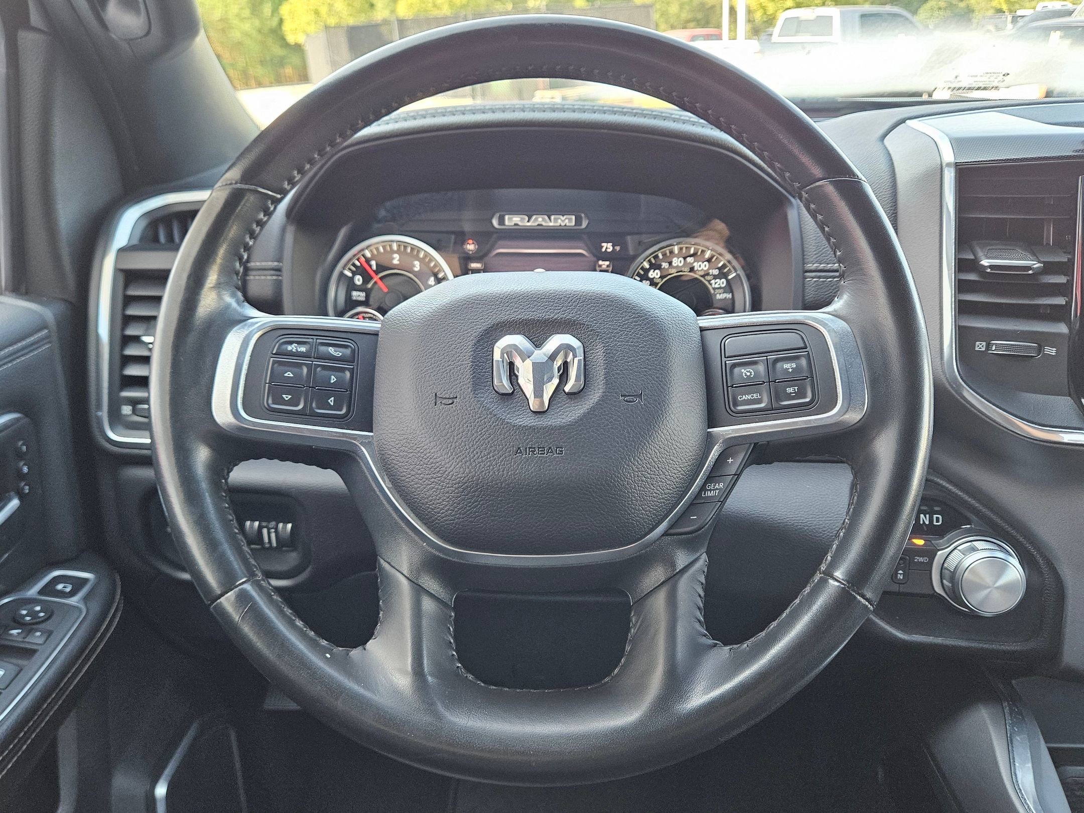 2022 Ram 2500 Laramie photo 15