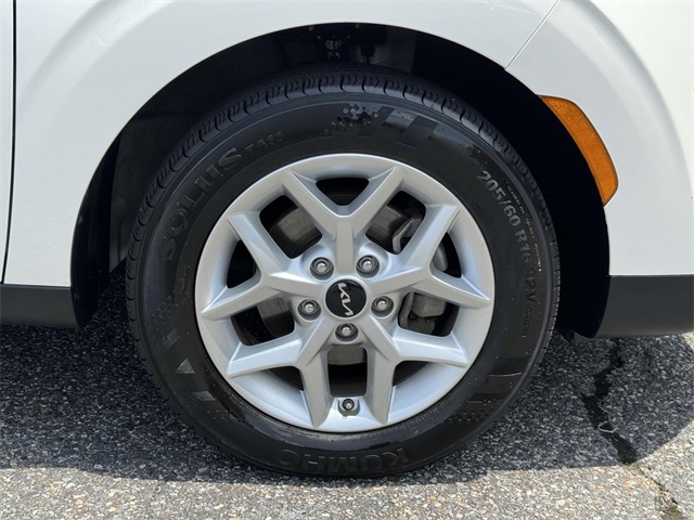 2023 Kia Soul LX photo 10