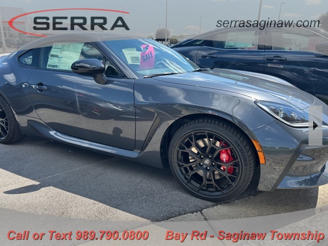 2025 Toyota GR86 Premium's photo