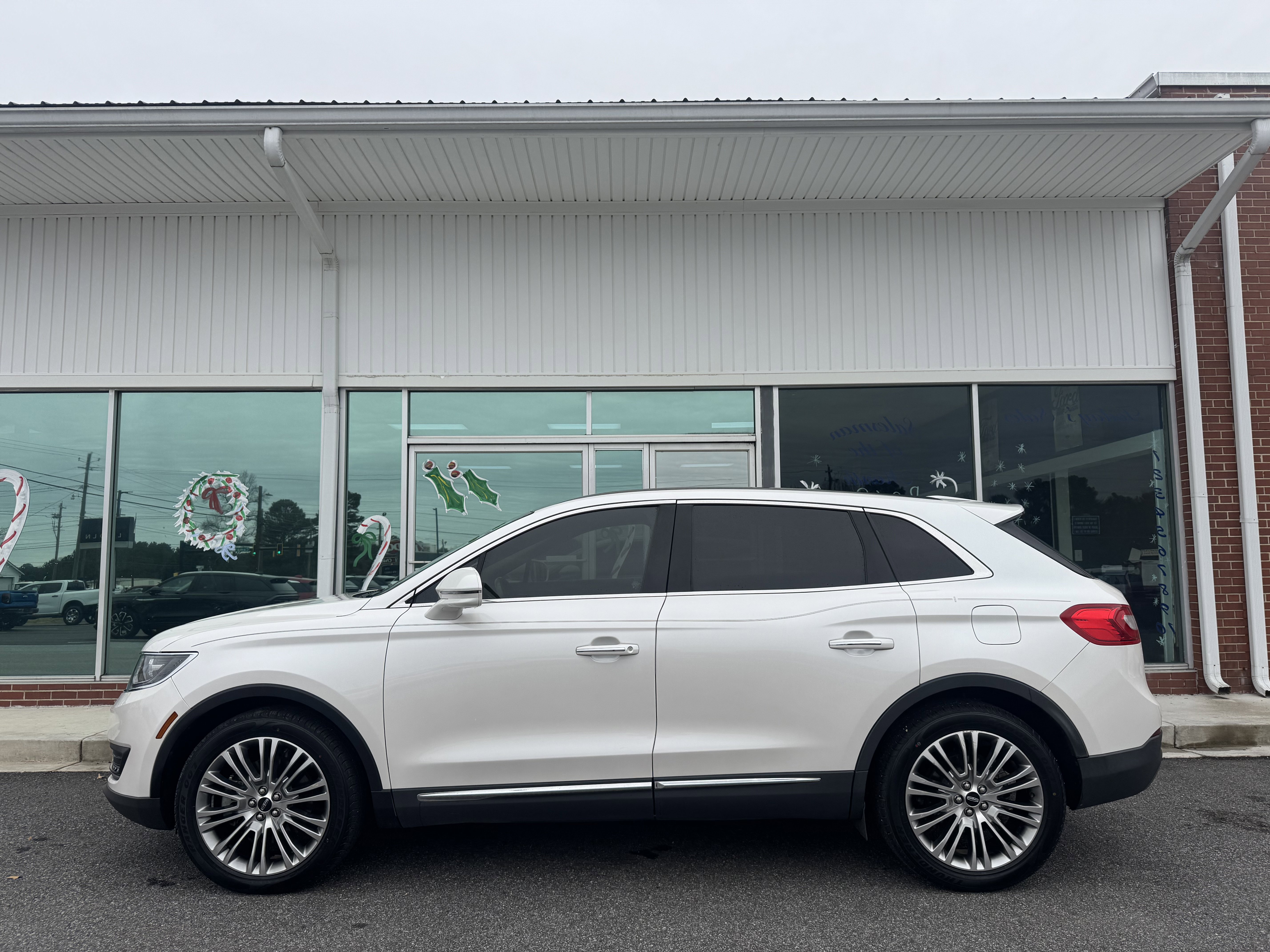 2018 Lincoln MKX Reserve's photo