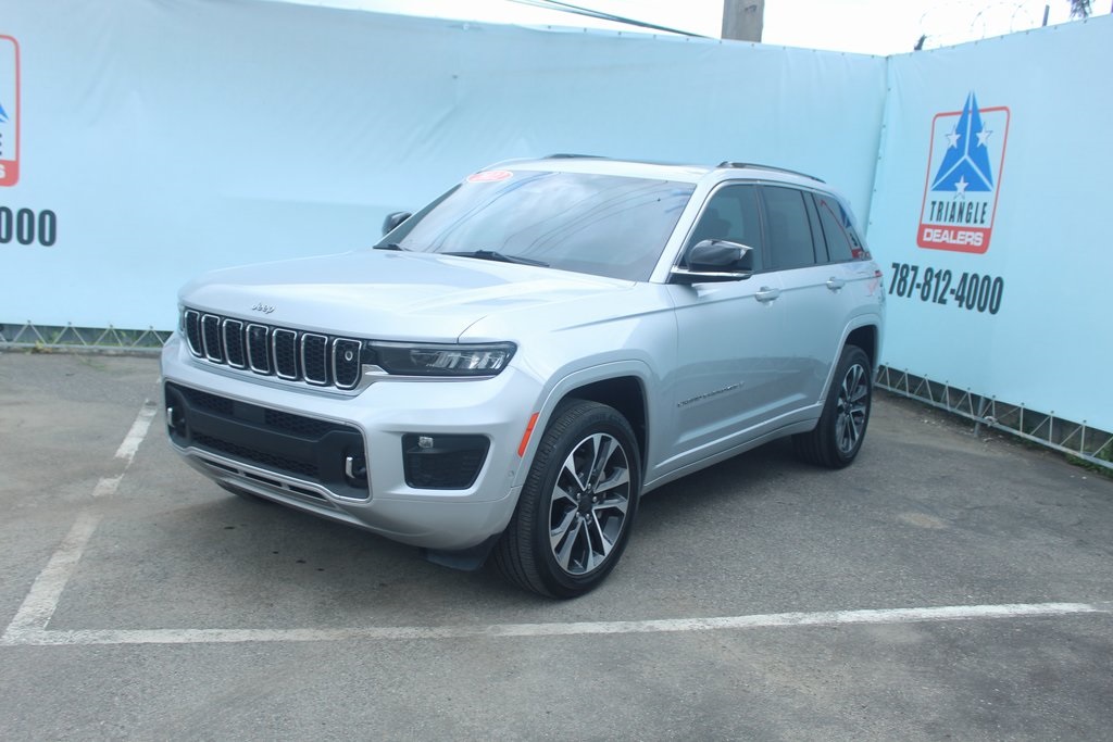 2022 Jeep Grand Cherokee Overland photo 3