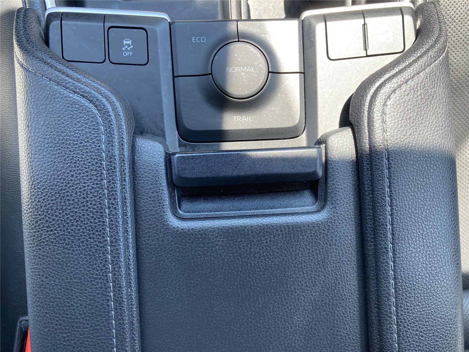 2024 Toyota Grand Highlander Hybrid Limited photo 16