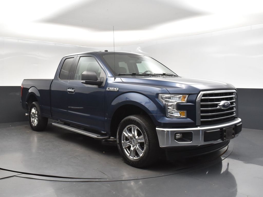 2017 Ford F-150 XLT photo 8