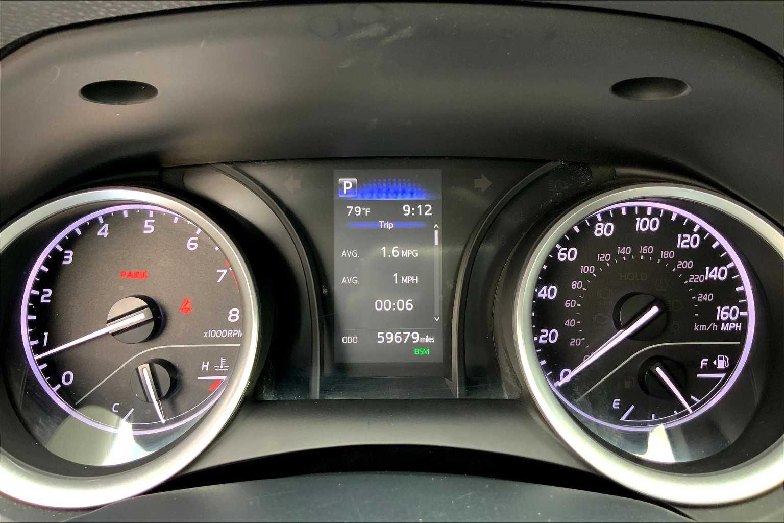 2023 Toyota Camry LE photo 23