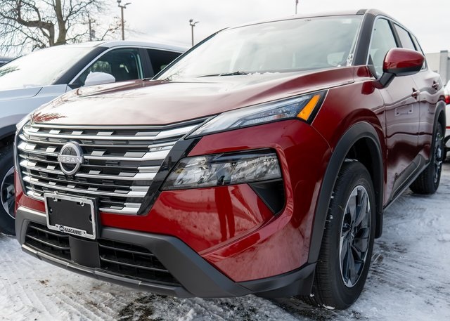 2026 Nissan Rogue SV's photo