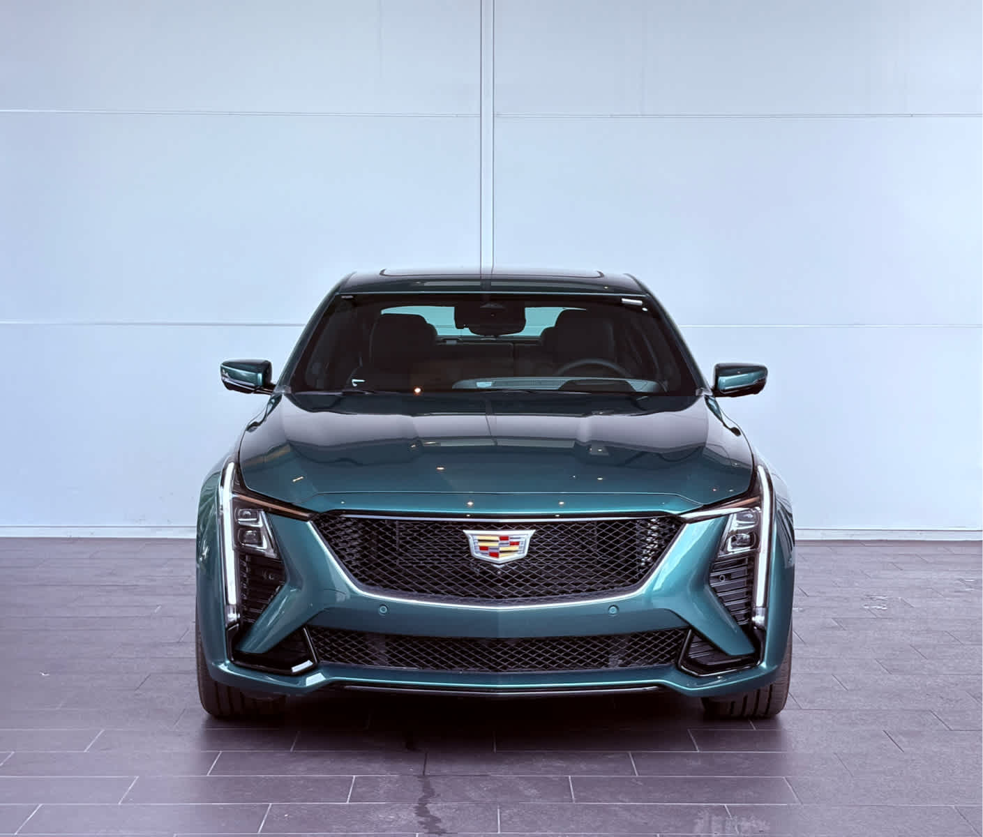 2025 Cadillac CT5 V photo 2