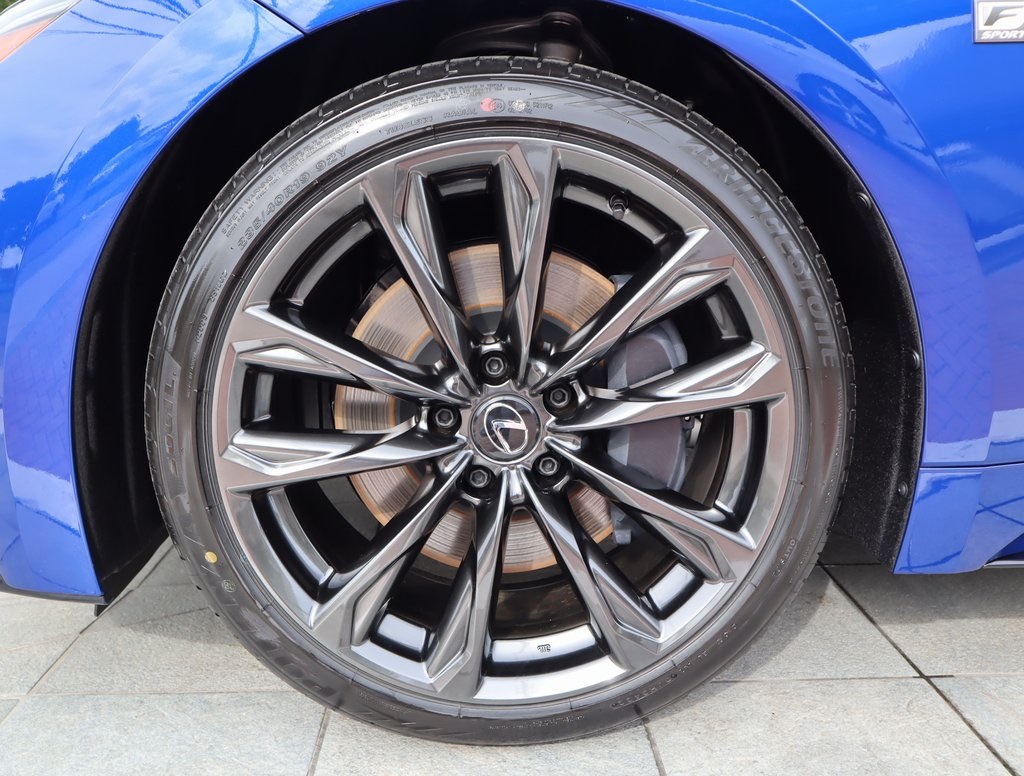 2025 Lexus IS 300 F SPORT photo 9