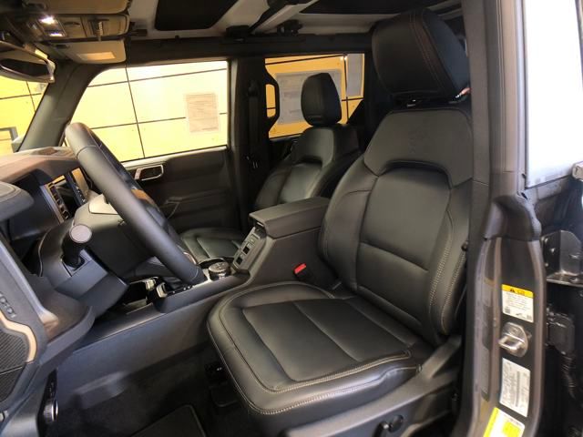 2025 Ford Bronco Badlands photo 10