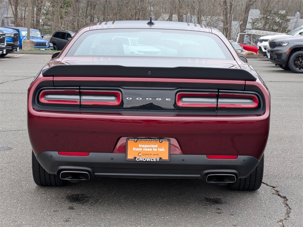 2017 Dodge Challenger R/T photo 4