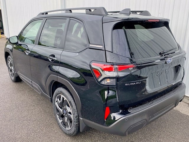 2025 Subaru Forester Limited photo 4