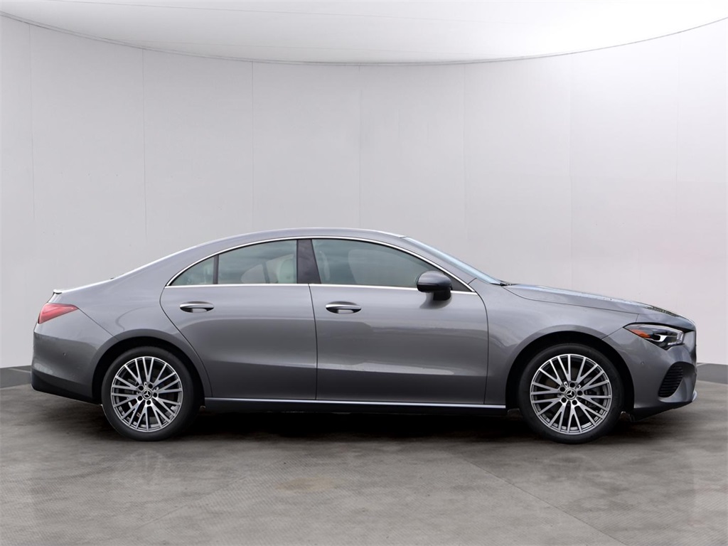 2024 Mercedes Benz CLA 250 4MATIC photo 4