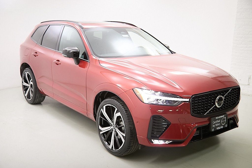 2023 VOLVO XC60 - Image 3