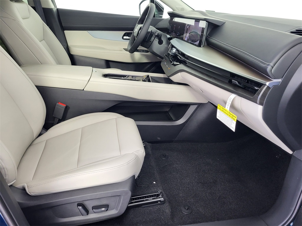 2025 Nissan Murano SL photo 16